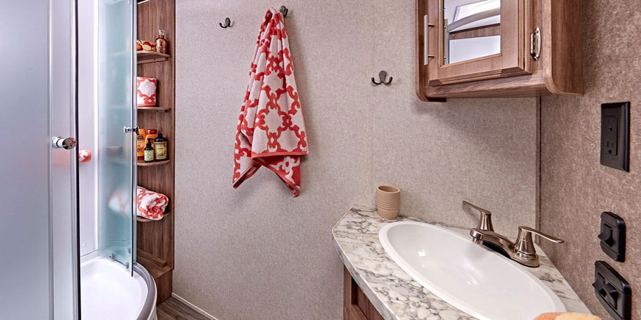 2019 Jayco White Hawk Bathroom