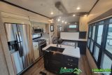 2023 Jayco Pinnacle 38FLGS - RV Dealer Ontario