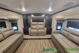 2023 Jayco Pinnacle 38FLGS - RV Dealer Ontario
