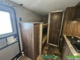 2017 Coachmen Clipper Cadet 16CBH - RV Dealer Ontario